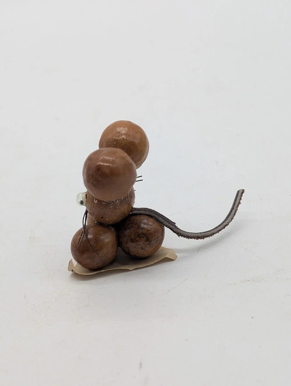 Vintage Handcrafted Myrtlewood Nut Mouse Figurine Southern Oregon Coast Souvenir